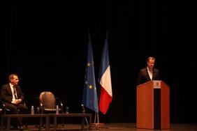 Discours prononcé par le préfet de l'Eure lors de la réunion des maires le 21 novembre 2015 à Evreux