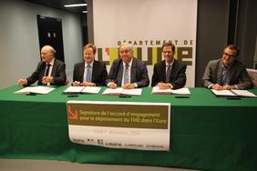 Signature de l’accord d’engagement pour le déploiement du  « Très haut débit » dans l’Eure